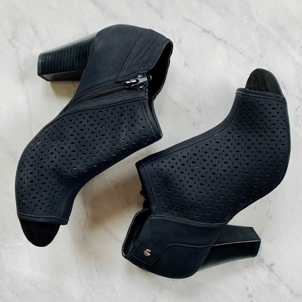 Giani Bernini high heel peep toe boots